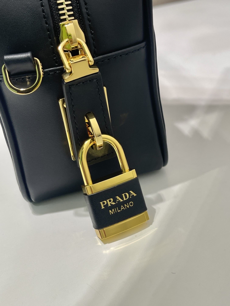 Pra*a top handle bags